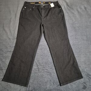 NWT Avenue Denim Lite  Bootcut Size 18P  Petite Style Color Black